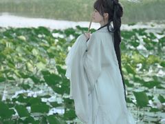 -翩若国风汉服体验馆