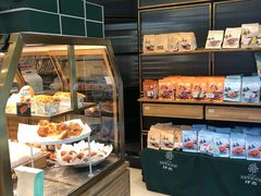 面包甜点陈列柜-仟吉·ART FARM主题店(菱角湖万达店)