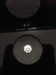 -威德钻石-克拉钻大本营(南京东路店)