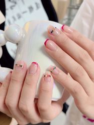 -芊屿芊浔美甲