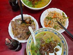 -金杨拉面王小吃面馆·牛三宝面·红烧牛肉粉
