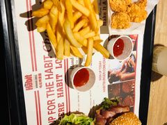 -The Habit Burger Grill 哈比特汉堡(复兴soho店)