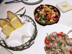 -Mogul Eatery·大亨餐酒馆