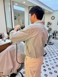 -理昂男士理发店 Barber shop