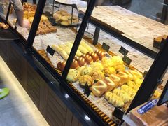 面包甜点陈列柜-依茉朵(锦秋新天地店)