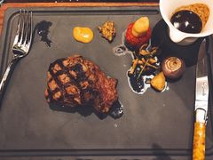 -恰餐厅及酒吧 CHAR Bar & Grill (北京丽都皇冠假日店)
