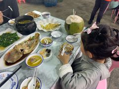 -范饭椰林川湘味海鲜·椰子鸡(三亚湾椰梦长廊店)