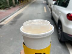 燕麦拿铁-JPG coffee(广州体育西店)