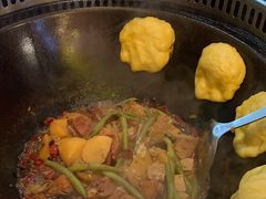 -哈尔滨烧烤·山河村铁锅炖(交大店)
