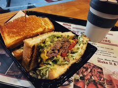 -The Habit Burger Grill 哈比特汉堡(爱琴海店)