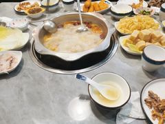 -光头药膳鸡(莱茵小镇店)
