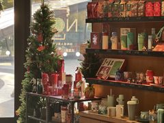 -星巴克臻选(莘庄仲盛店)