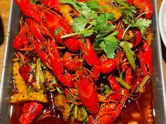 香辣小龙虾-乔街深夜食堂·小龙虾·高压锅生蚝(杭州总店)