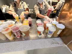 -喜茶(北京华贸购物中心店)
