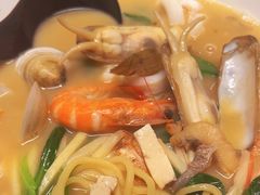 -荣家黄鱼面(前滩太古里店)