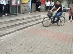 -便利蜂(创展大厦102号店)