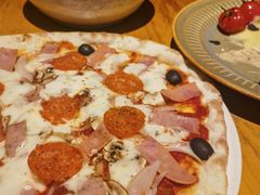 -JINNS锦时 steak&pizza(浸信会礼拜堂旧址店)