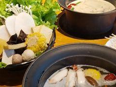 -呷哺呷哺(融创茂店)