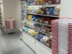 -赵一鸣零食(广州荔湾路店)