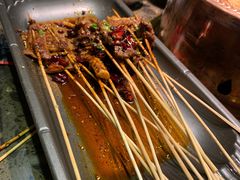 -沪小二炭火蛙锅(淮海中路美食不夜城店)