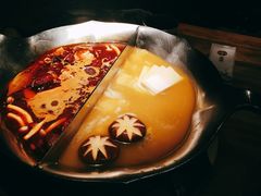 -湊湊火锅·茶憩(杭州湖滨银泰in77店)
