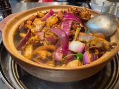 -胡须佬鸡煲四季火锅店(石厦西村直营店)