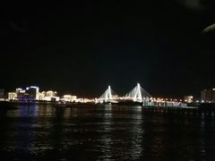 -万绿园
