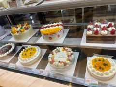 -85度C(生甜甜圈研究工坊·上海松江人民北路店)