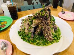 -席娜卡琳火车铁道夜市