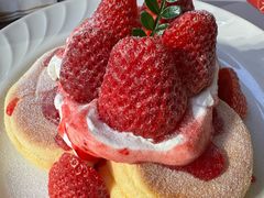 草莓舒芙蕾-OUR Bakery(三里屯太古里店)