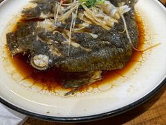 -东来菜馆•手抓海鲜家常菜•海鲜锅贴(鸽子窝店)