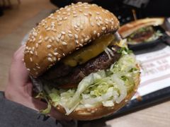 -The Habit Burger Grill 哈比特汉堡(爱琴海店)