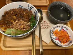 无敌卤肉饭-春风·有糖(崇宁路店)