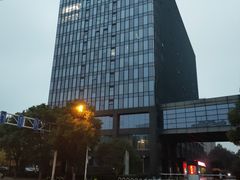 -长沙豪布斯卡酒店(长沙省政府德思勤店)