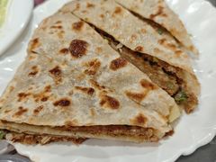-溢心园香河肉饼总店