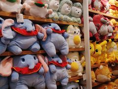 -名创优品(海珠乐峰广场店)