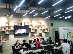 大堂-蚝山·喷汽火山生蚝(前福路店)