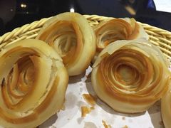 老济南油旋-闫府私房菜·百年鲁菜(恒隆店)