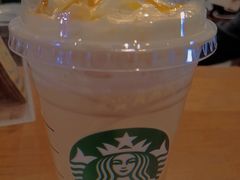 烤巴旦木牛乳拿铁-星巴克臻选(深圳华强北茂业店)