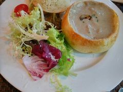 面包蘑菇汤-TAMATI(巴黎贝甜韩式西餐厅店)