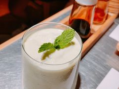 牛油果飞奶昔-火山屋台(新街口店)