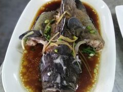 -四川小胡子海鲜(丁村万人海鲜广场店)