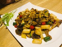 -渔太泰漓江小馆·广西融合菜(西街店)