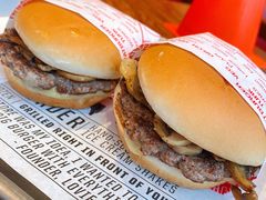 蘑菇牛肉汉堡-FATBURGER 特富客汉堡(外交公寓店)