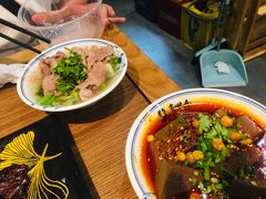 -肖四女乐山跷脚牛肉(世博源店)