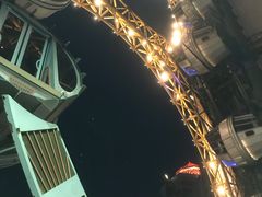 -影汇之星8字形摩天轮