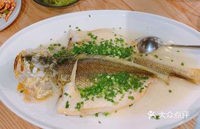 Steamed Yellow Croaker with Oil and Salt