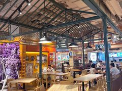 -大食代美食广场(上海中心店)