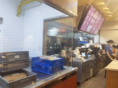 -The Habit Burger Grill 哈比特汉堡(爱琴海店)