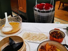 酱烧牛松配薄饼-小公馆 Lafayette1315Bar